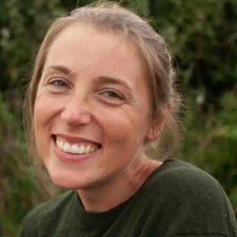 profile picture of Louisa Wood